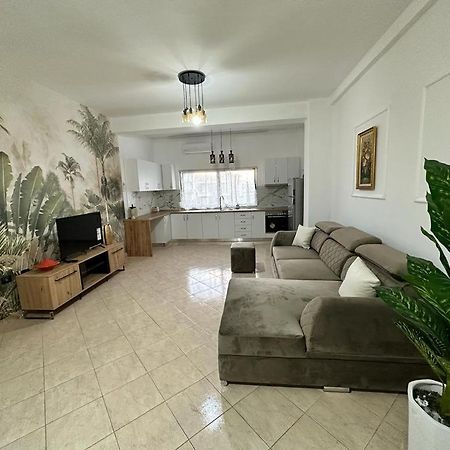 Victorias Apartment Tirane Luaran gambar