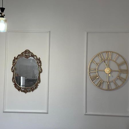 Victorias Apartment Tirane Luaran gambar