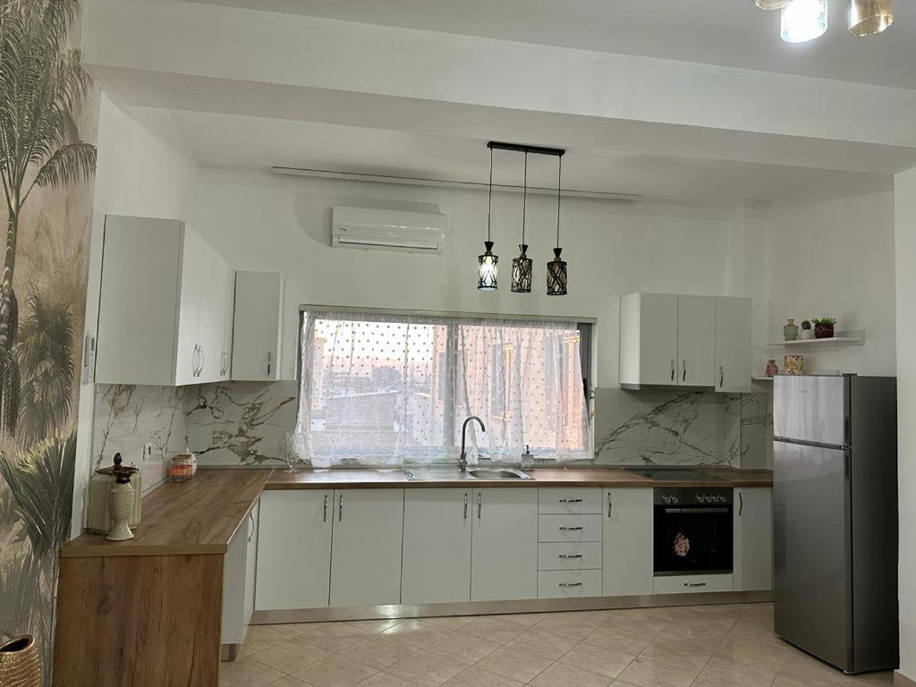 Victorias Apartment Tirane Luaran gambar